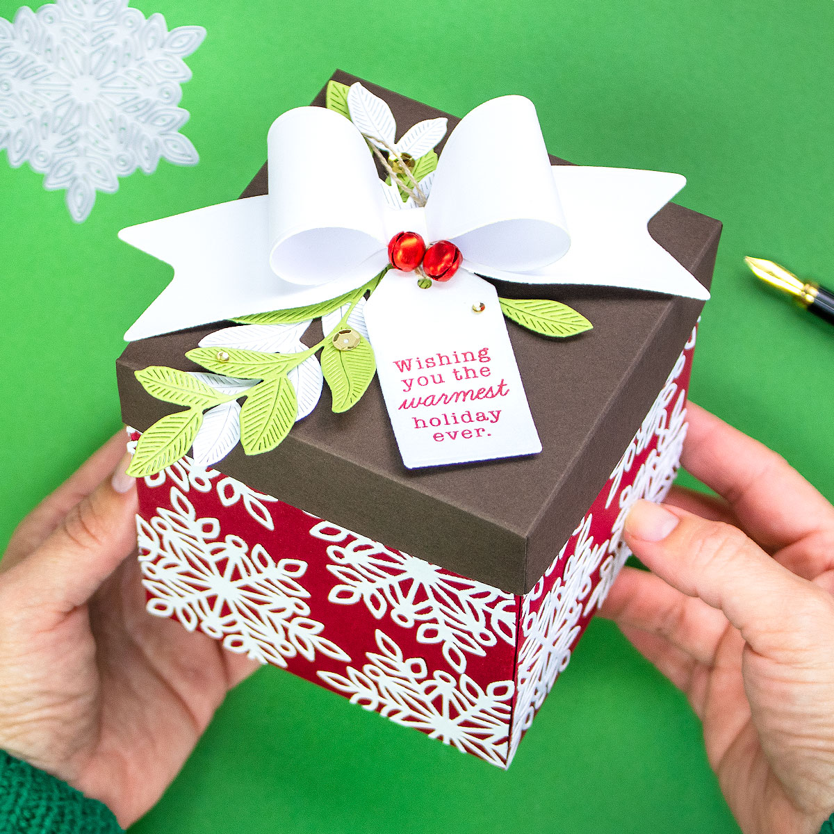 DIY Xmas Snowflake Gift Box with a Bow - Bibi Cameron